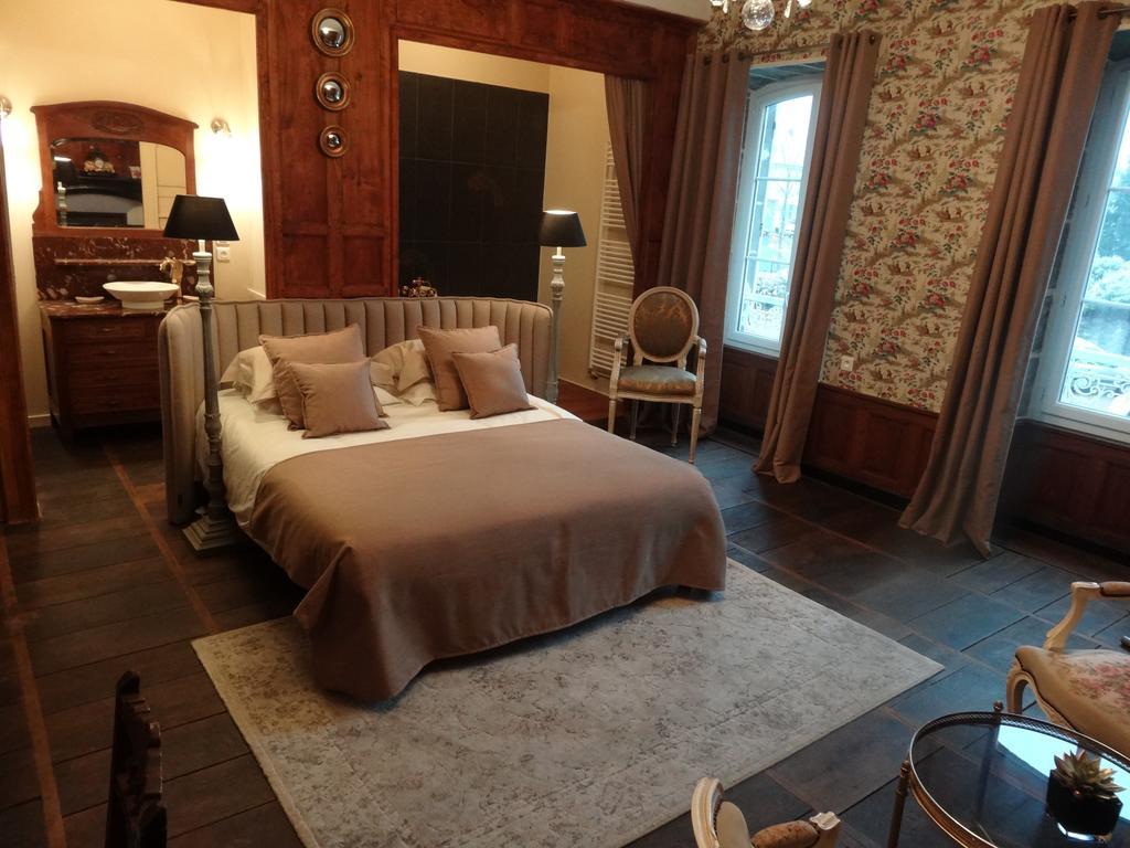 La Bromontoise Chambres D'Hotes Pontgibaud Habitación foto